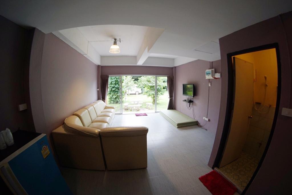 Lakeland Homestay Chiang Mai Buitenkant foto